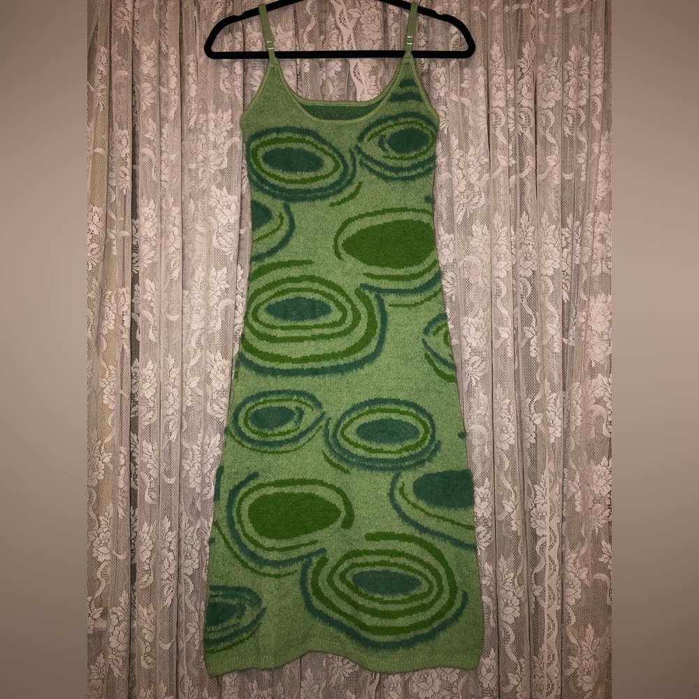 Unique green circle pattern dress